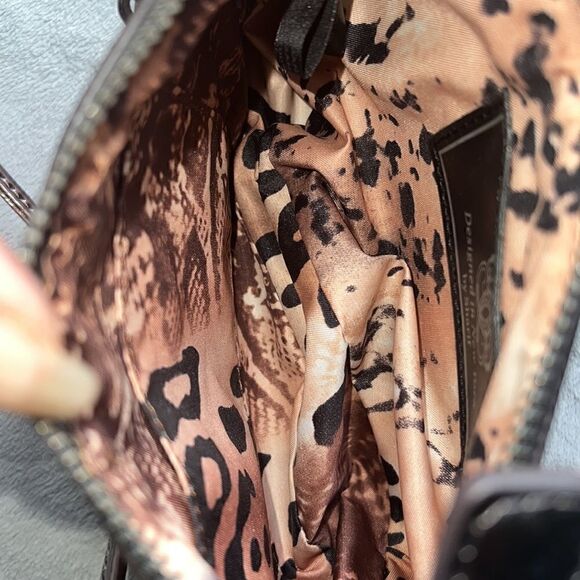 Designed in New York by Sharif Small Silver Chain and crossbody purse - Picture 5 of 7